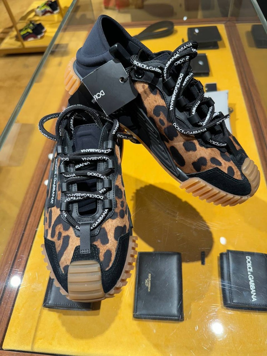 DOLCE & GABBANA Sneakers side view - Men's luxury Shoes