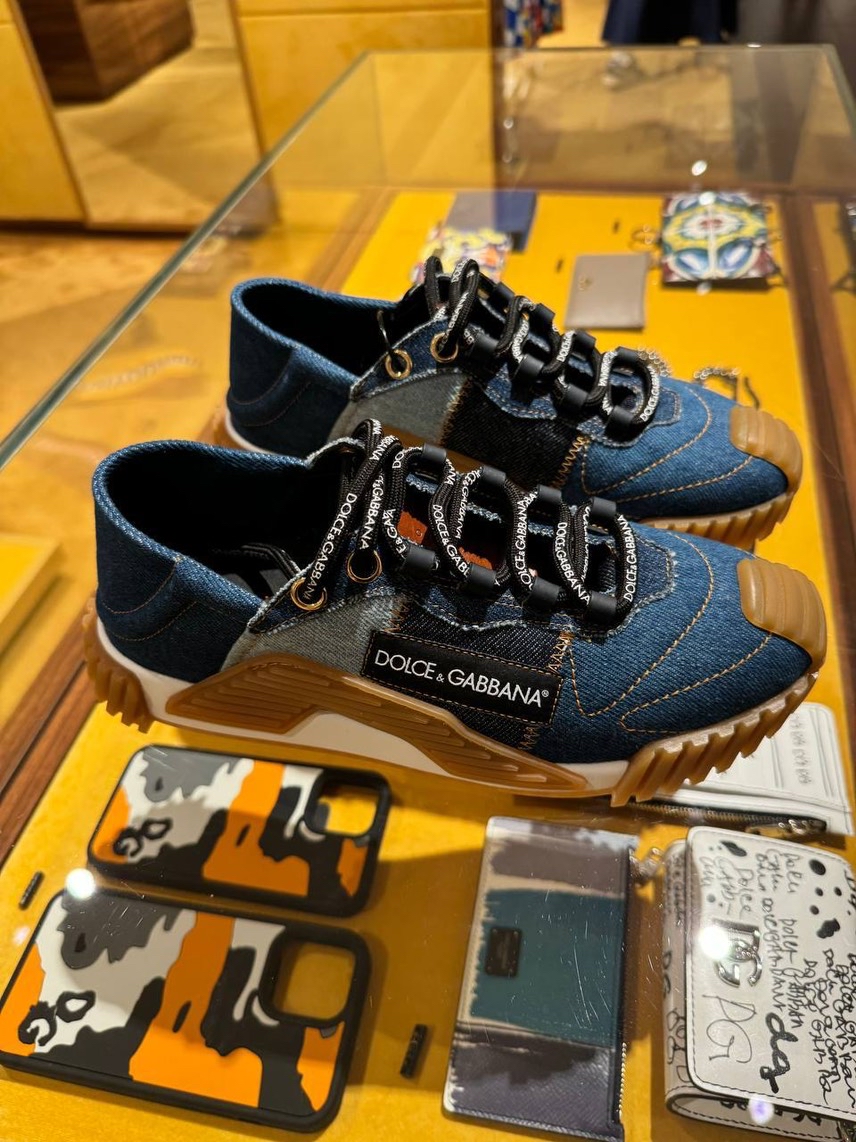DOLCE & GABBANA Sneakers front view - Men's luxury Shoes
