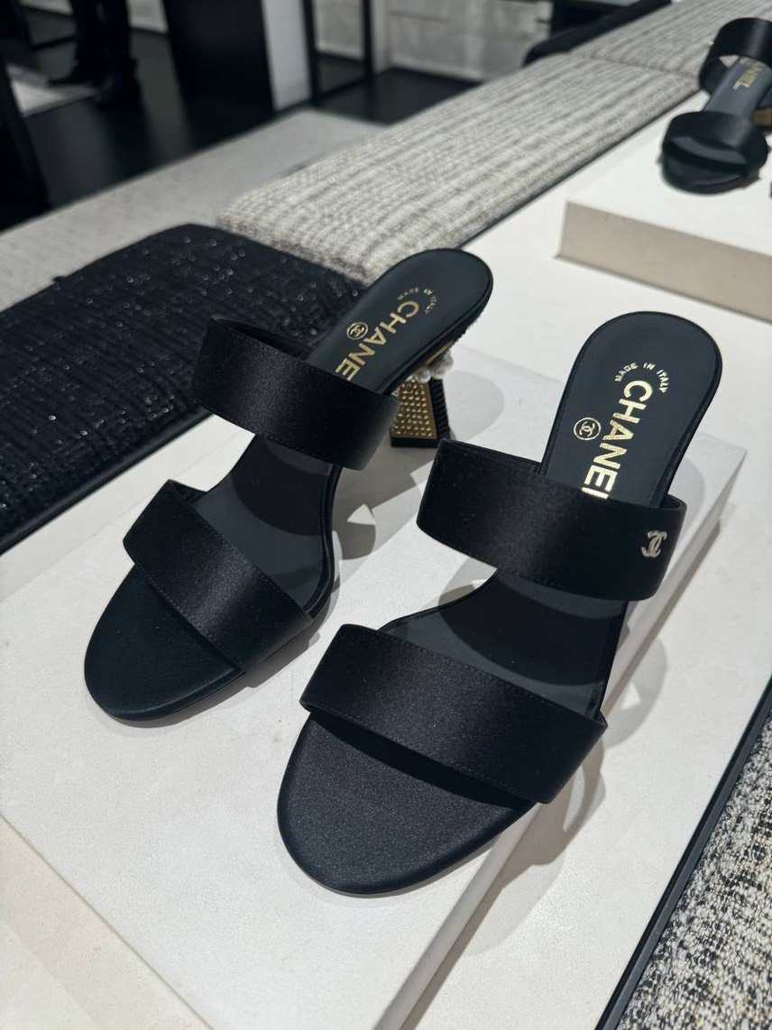 CHANEL Sandals side view - Women's luxury Shoes