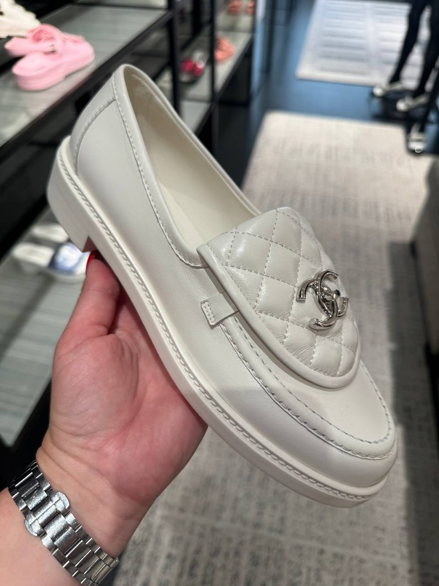 CHANEL Moccasins front view - Women's luxury Shoes