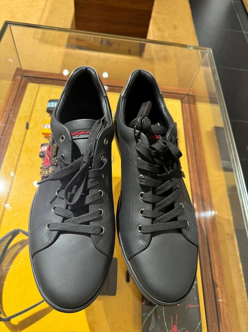 DOLCE & GABBANA Sneakers side view - Men's luxury Shoes