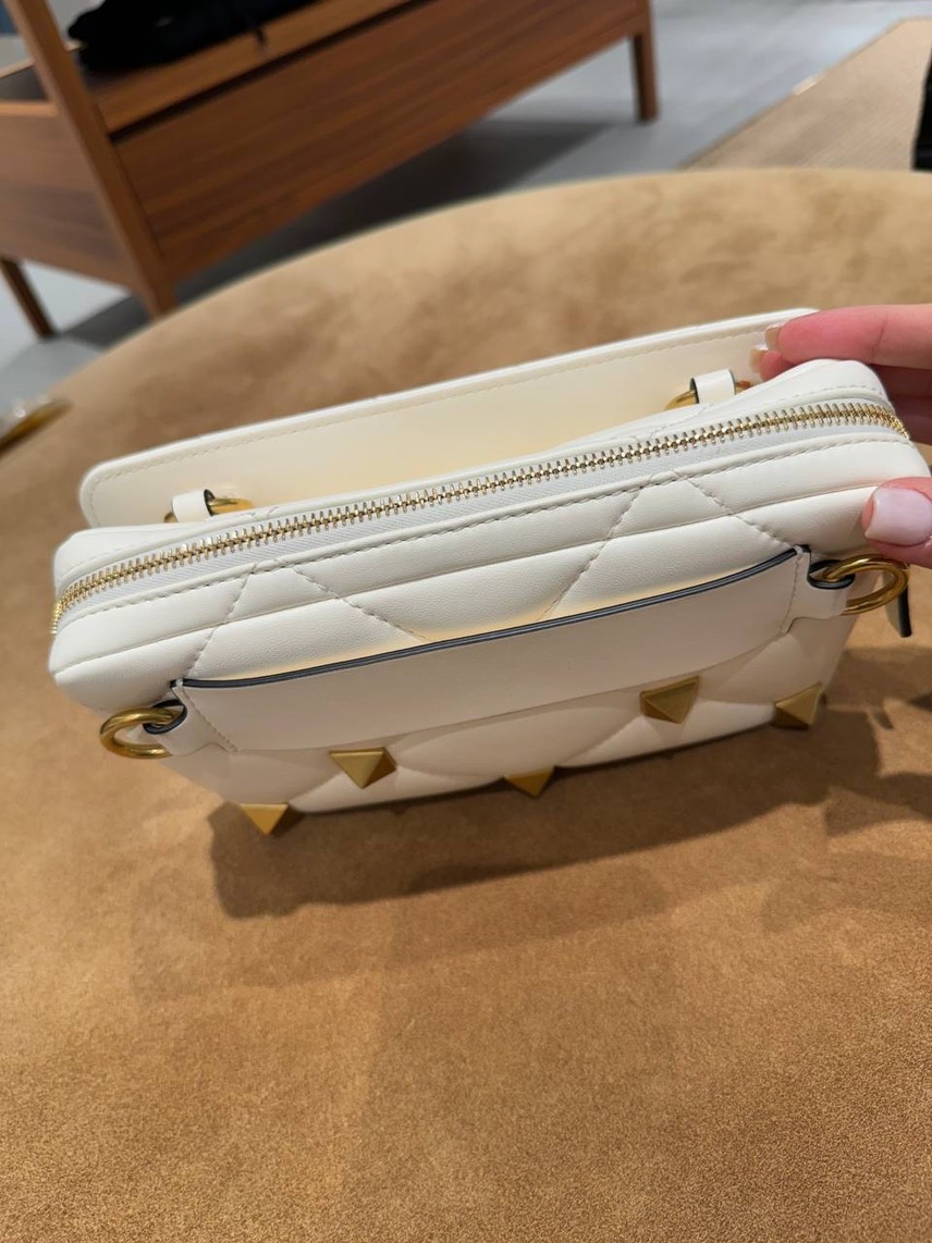 VALENTINO GARAVANI Crossbody bags side view - Women's luxury Bags