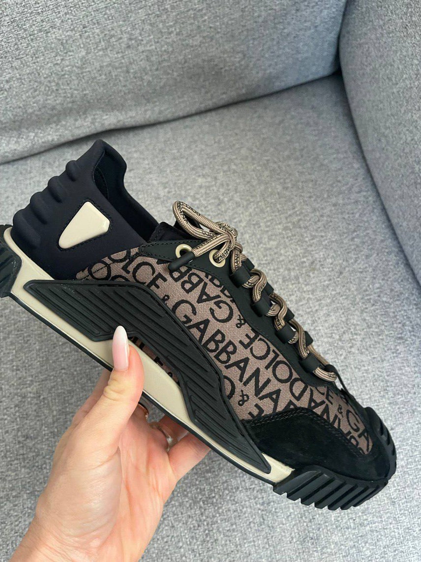 DOLCE & GABBANA Sneakers front view - Men's luxury Shoes