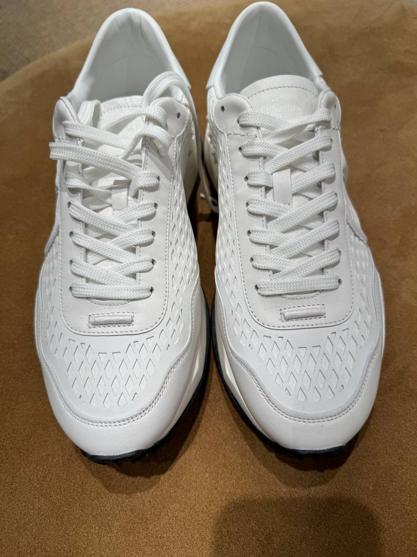 VALENTINO GARAVANI Sneakers side view - Men's luxury Shoes