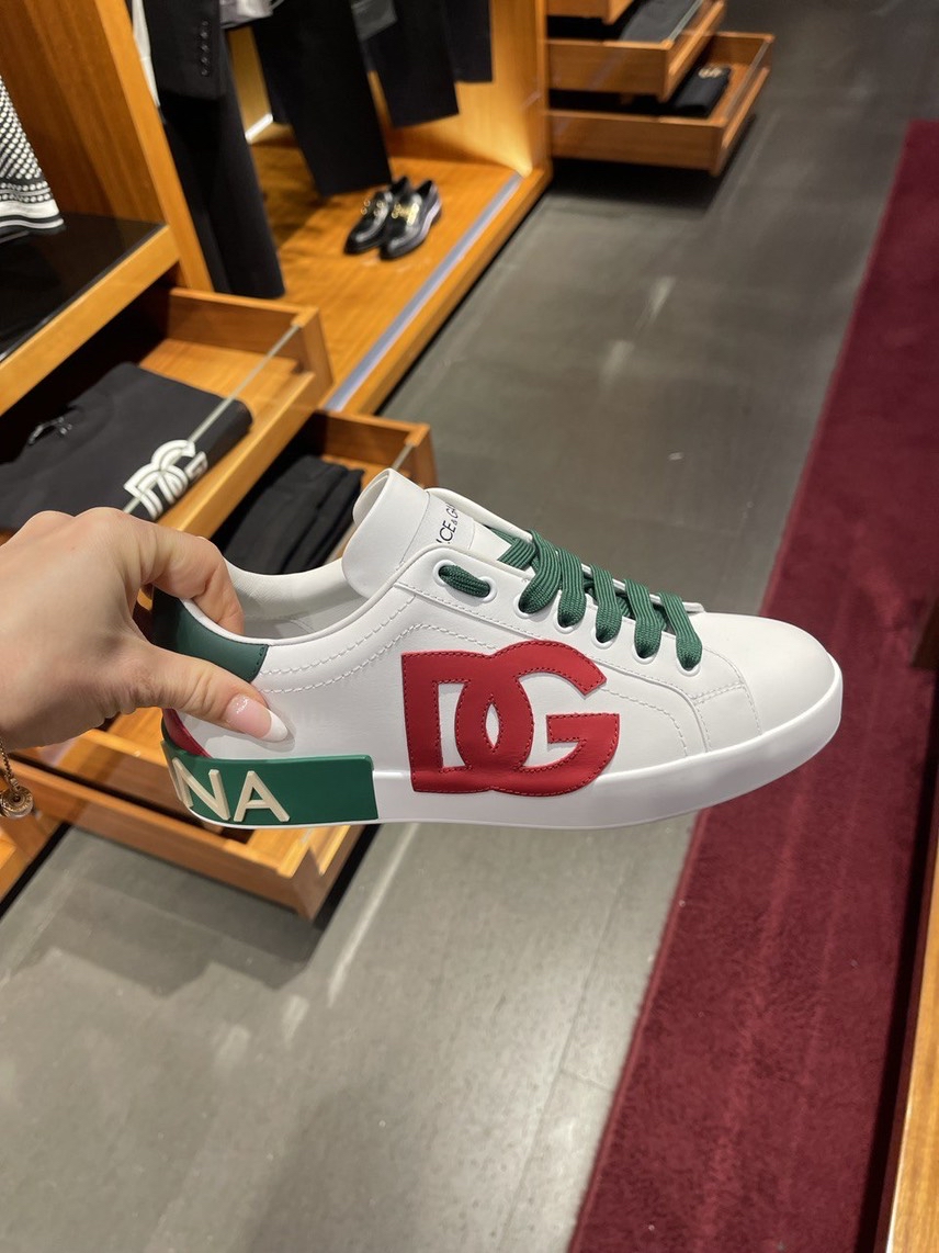 DOLCE & GABBANA Sneakers front view - Men's luxury Shoes