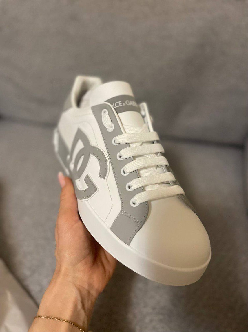 DOLCE & GABBANA Sneakers side view - Men's luxury Shoes