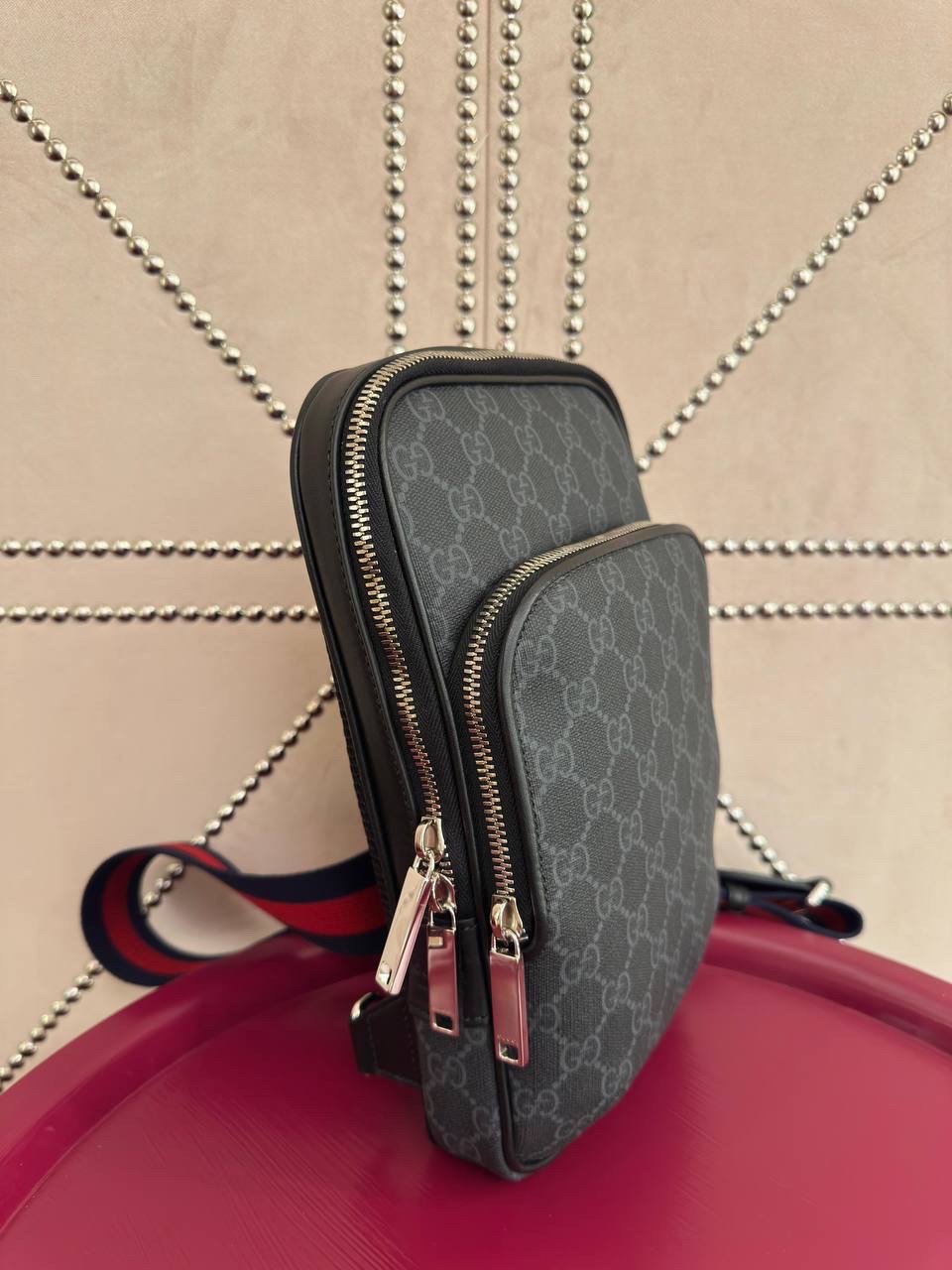 GUCCI Messenger bags front view - Men's luxury Bags