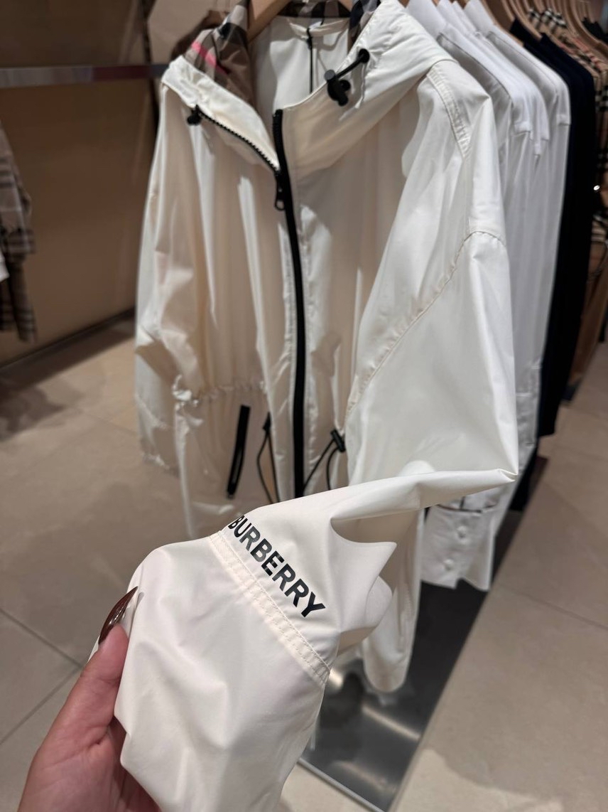 BURBERRY Jackets side view - Women's luxury Clothes