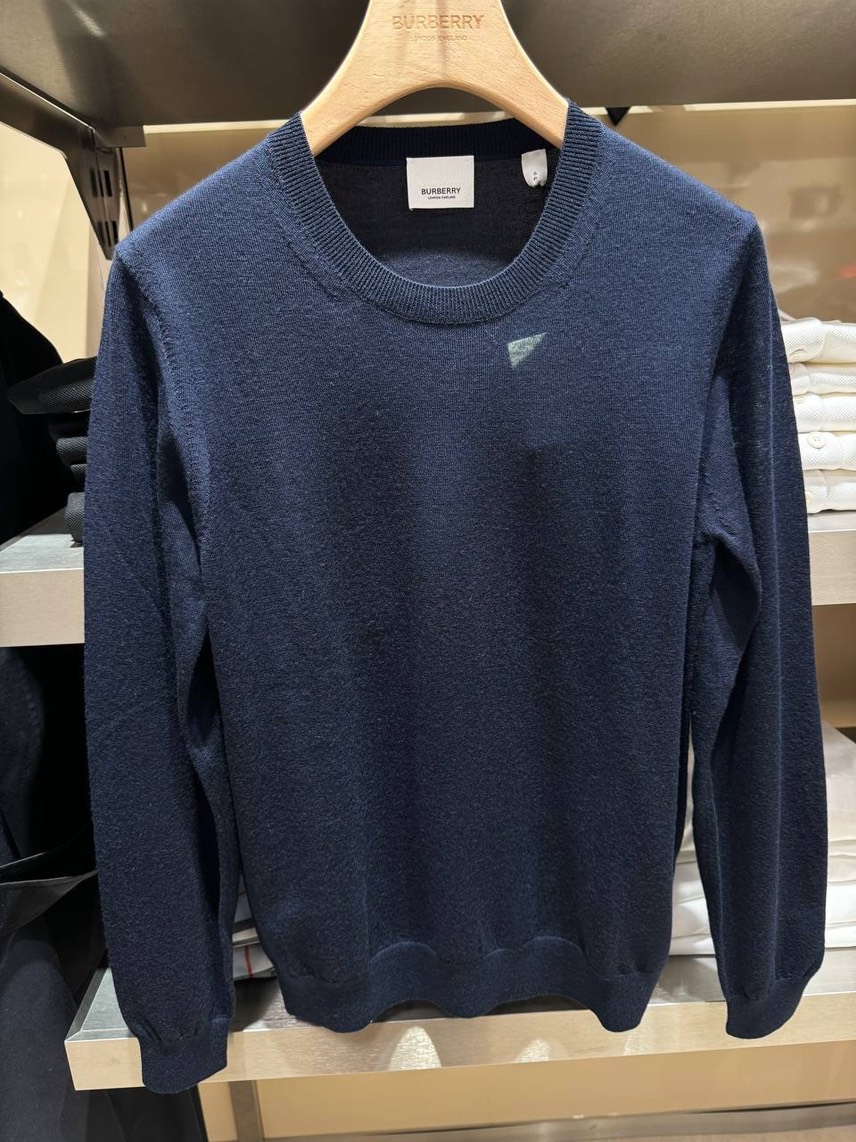 BURBERRY Knitwear side view - Women's luxury Clothes