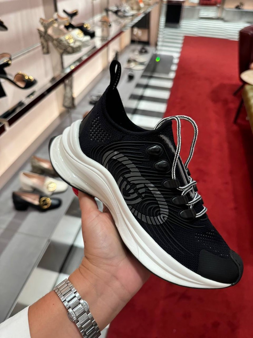 GUCCI Sneakers front view - Women's luxury Shoes