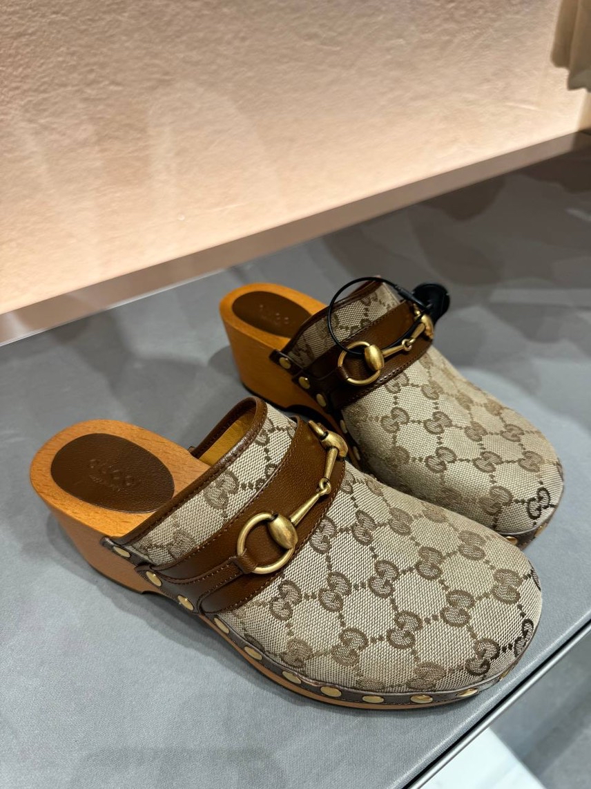 GUCCI Mules side view - Women's luxury Shoes