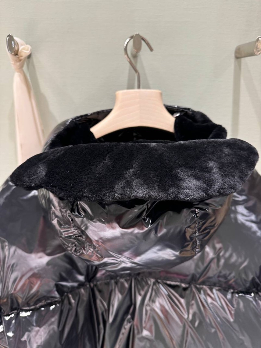 PRADA Down jacket side view - Women's luxury Clothes
