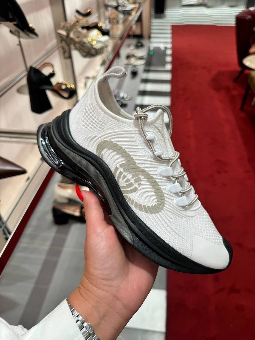 GUCCI Sneakers front view - Women's luxury Shoes