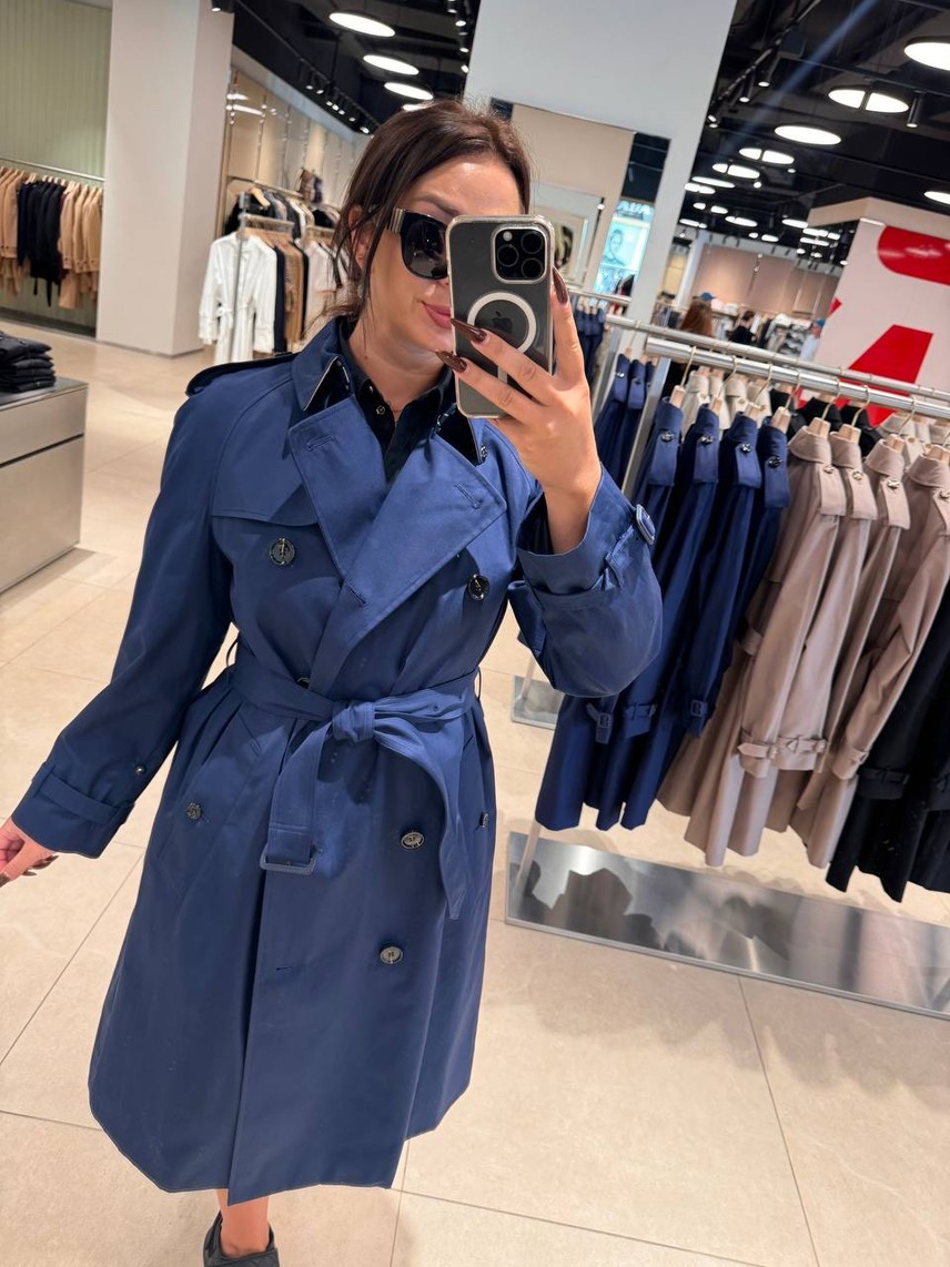 BURBERRY Coats front view - Women's luxury Clothes