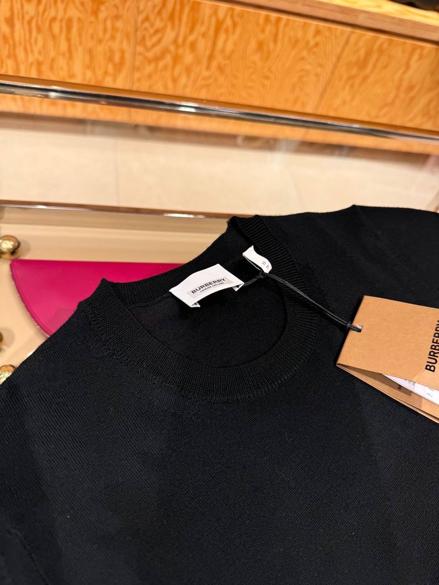 BURBERRY Knitwear side view - Women's luxury Clothes
