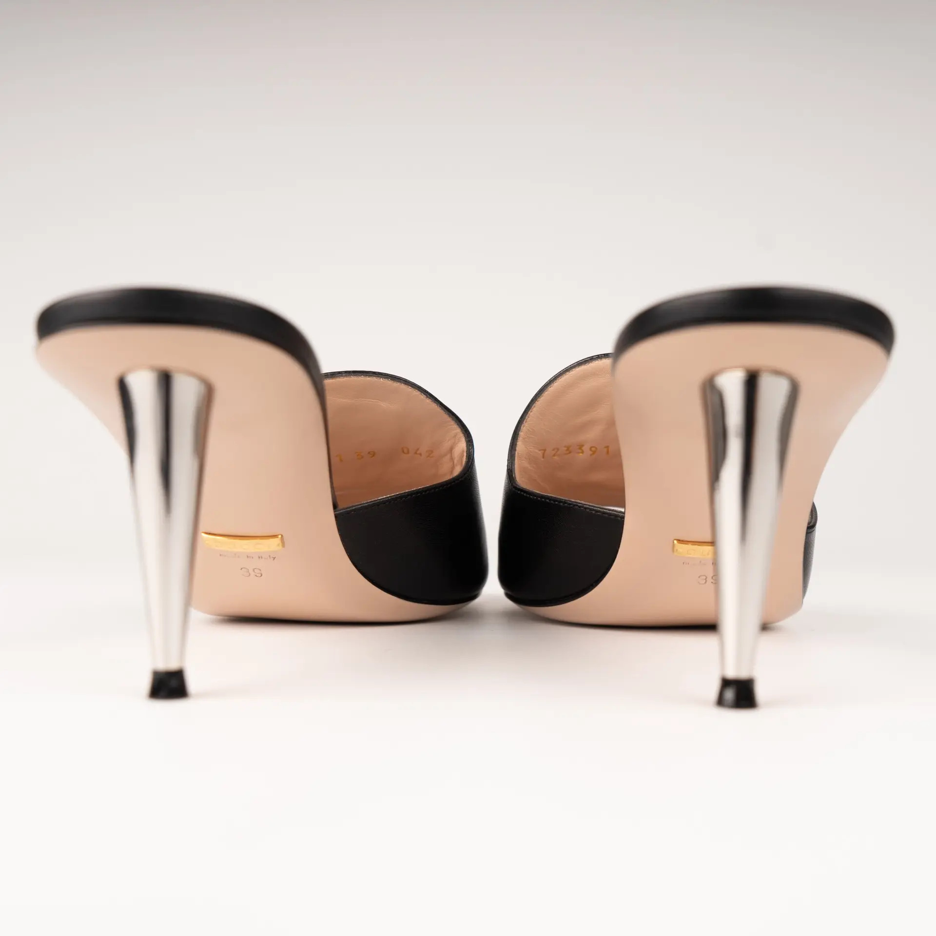 GUCCI Slides side view - Women luxury Shoes