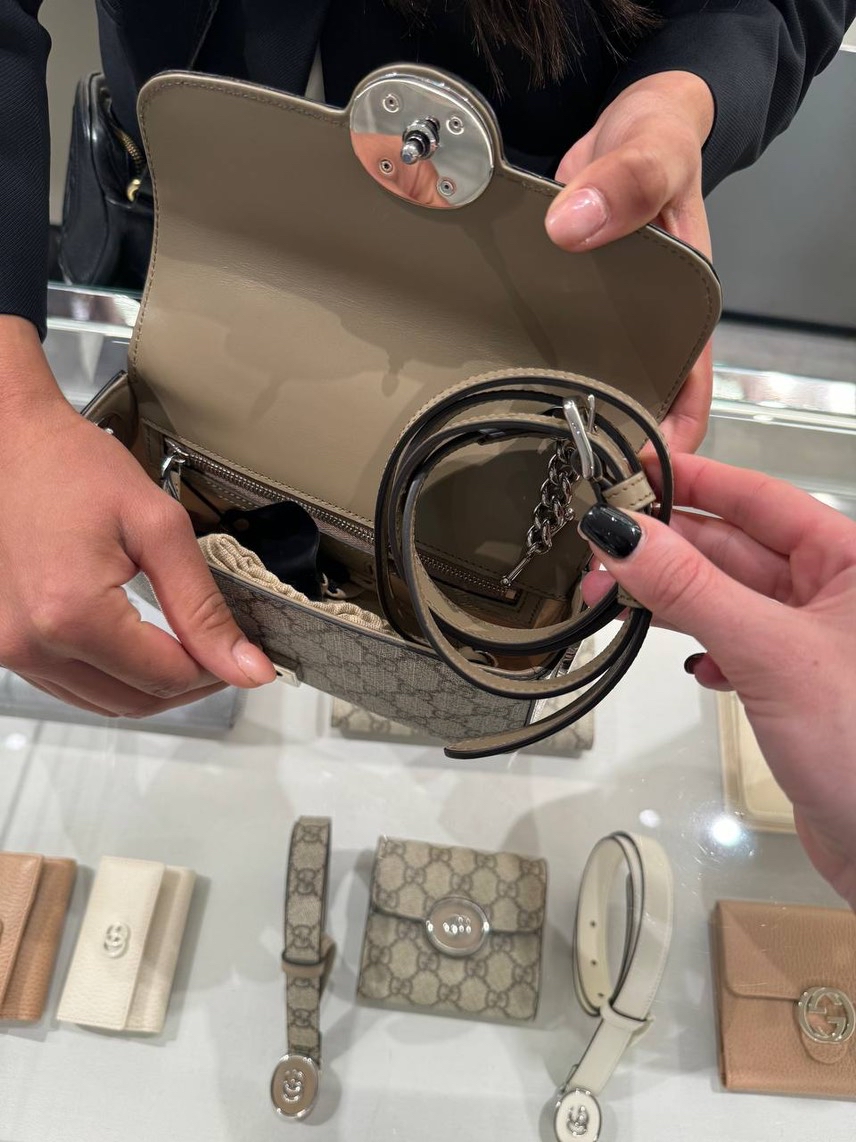 GUCCI Crossbody bags side view - Women's luxury Bags