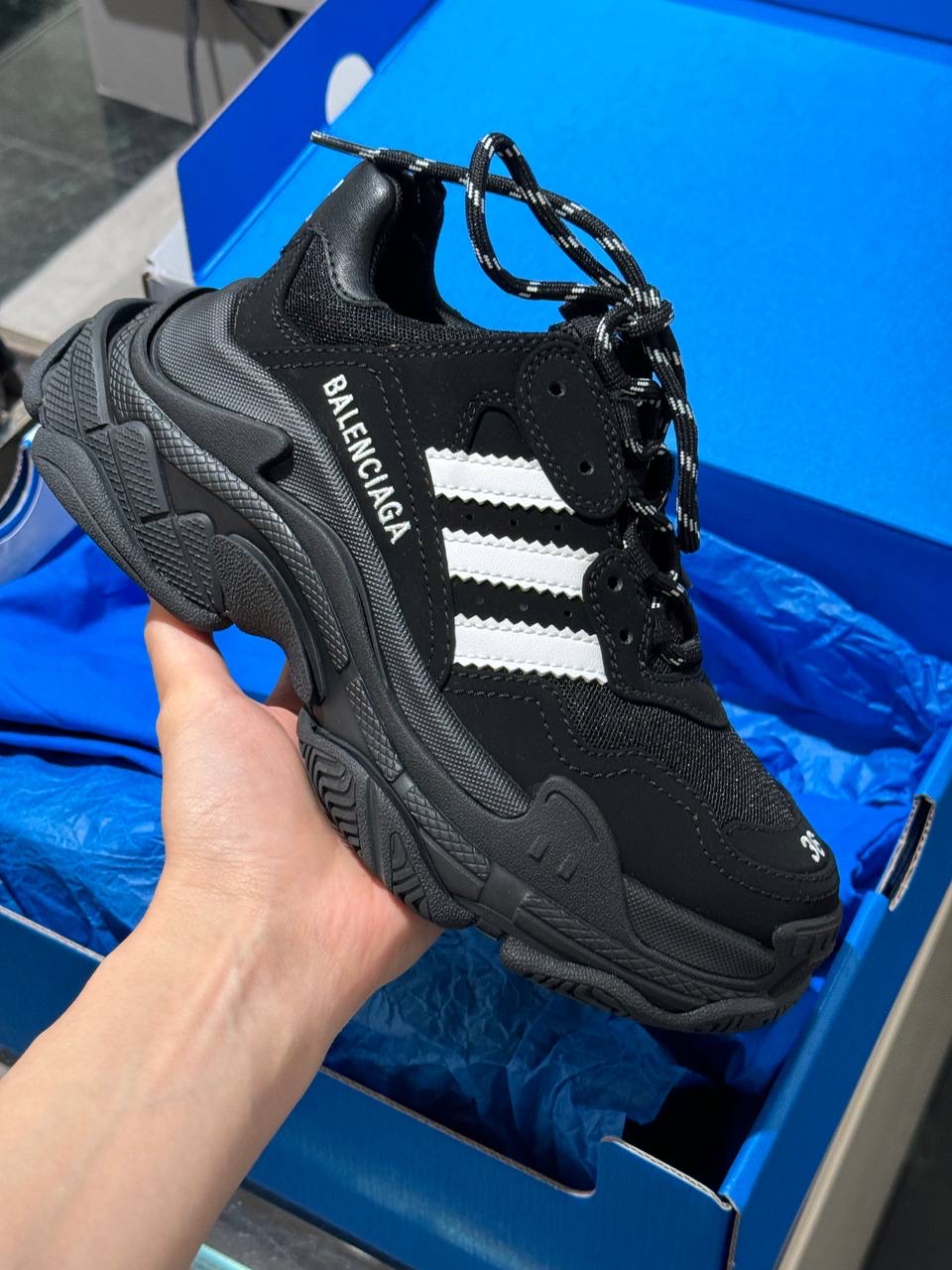 BALENCIAGA Sneakers front view - Women's luxury Shoes