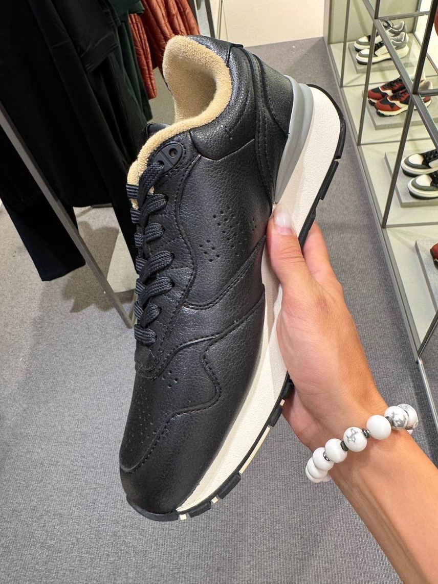 EMPORIO ARMANI Sneakers side view - Men's luxury Shoes