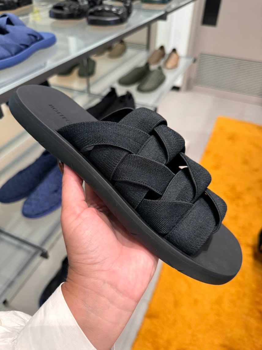 BOTTEGA VENETA Slides front view - Men's luxury Shoes