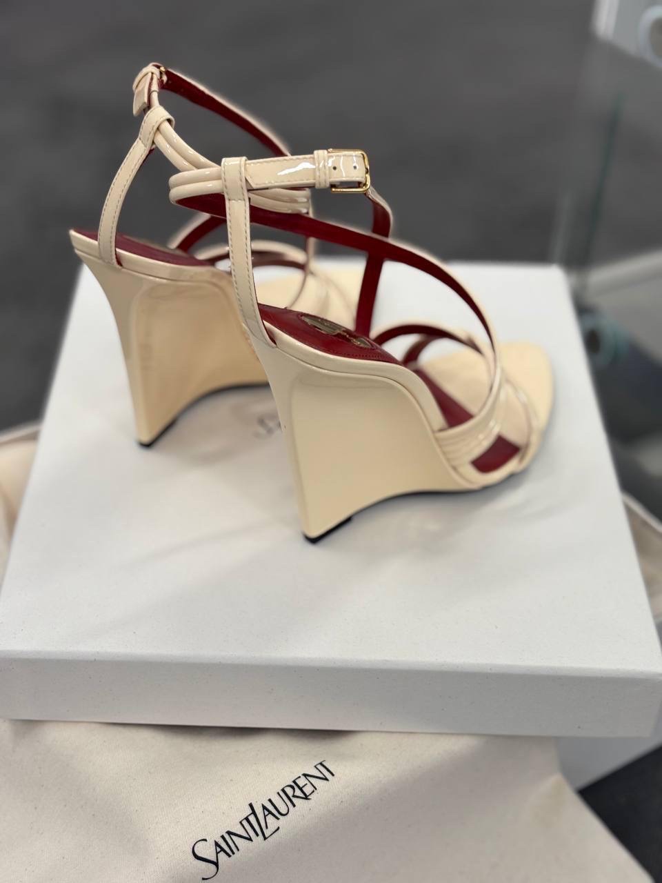 YVES SAINT LAURENT Sandals side view - Women's luxury Shoes