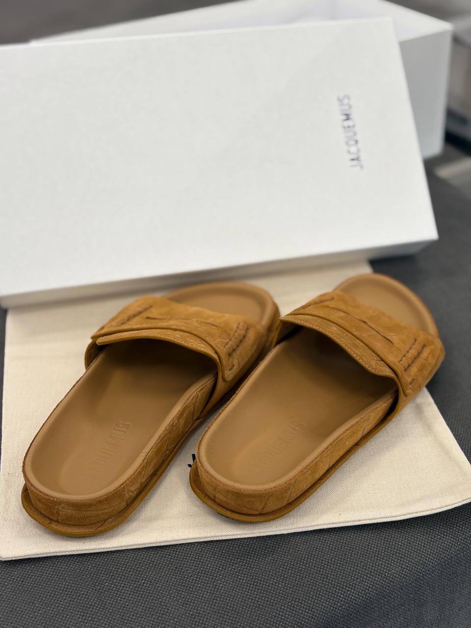 JACQUEMUS Slides side view - Women's luxury Shoes