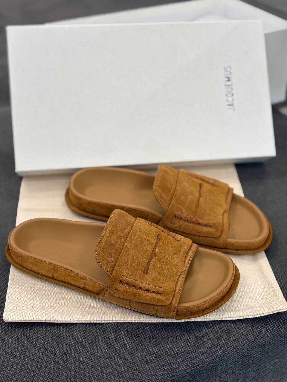 JACQUEMUS Slides side view - Women's luxury Shoes
