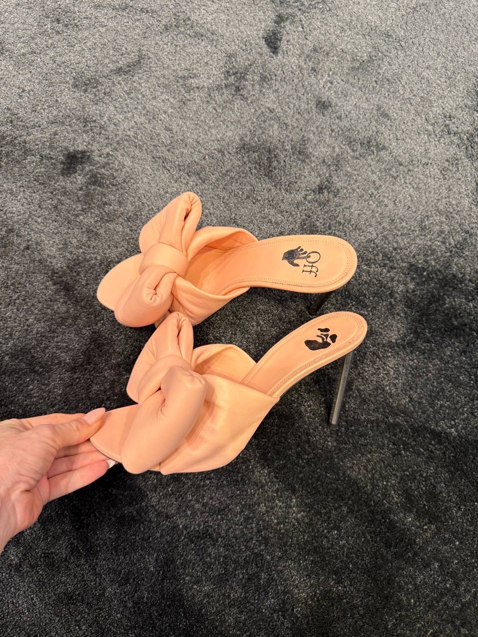 OFF-WHITE Sandals side view - Women's luxury Shoes
