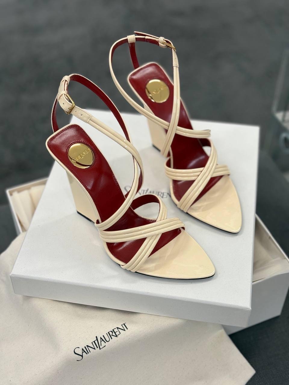 YVES SAINT LAURENT Sandals front view - Women's luxury Shoes