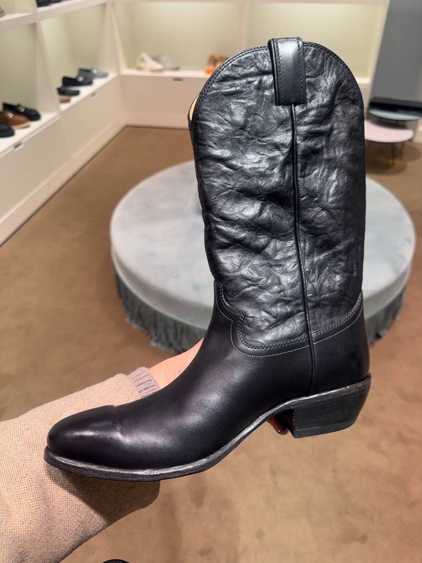 FENDI Boots side view - Women's luxury Shoes