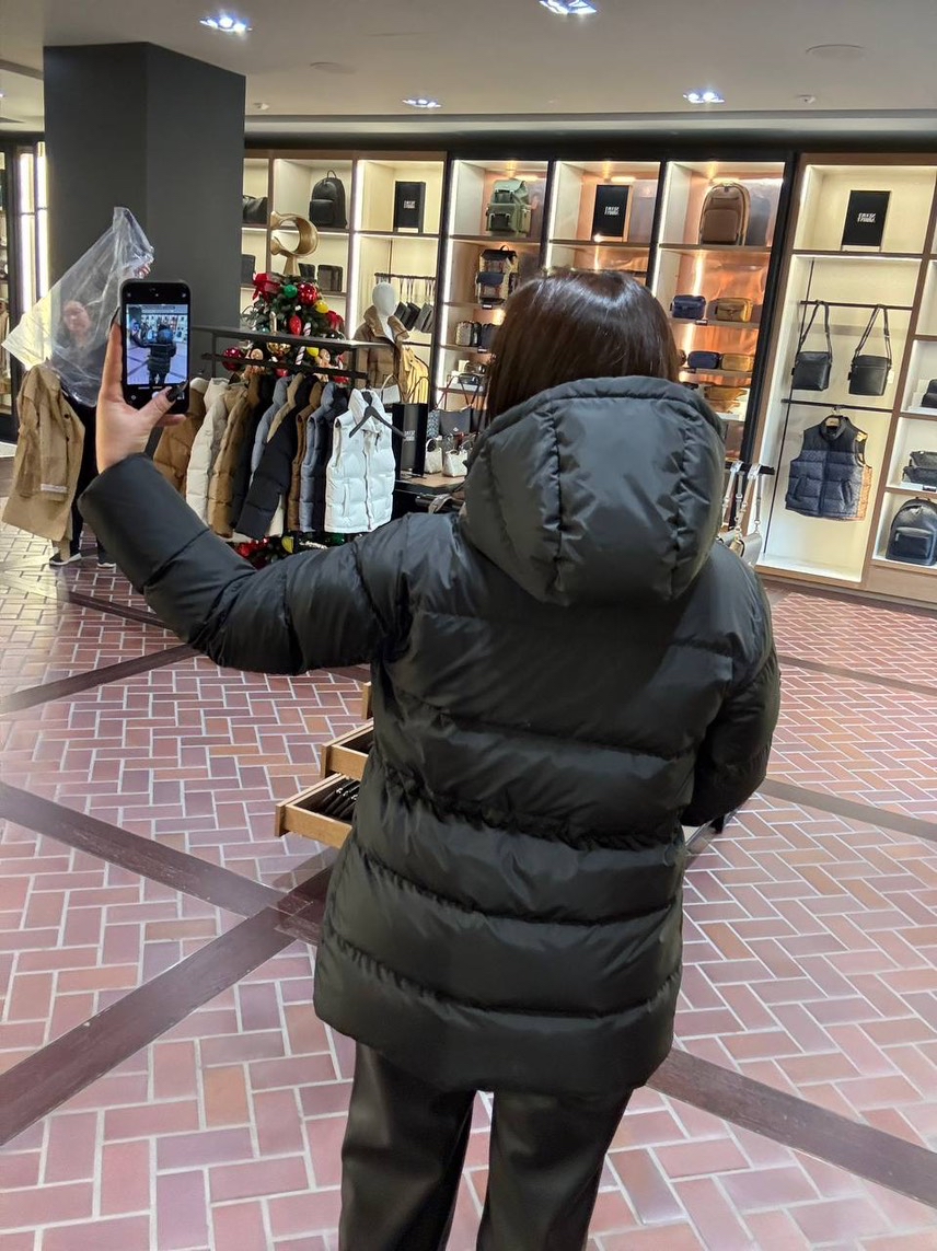 COACH Down jacket side view - Women's luxury Clothes