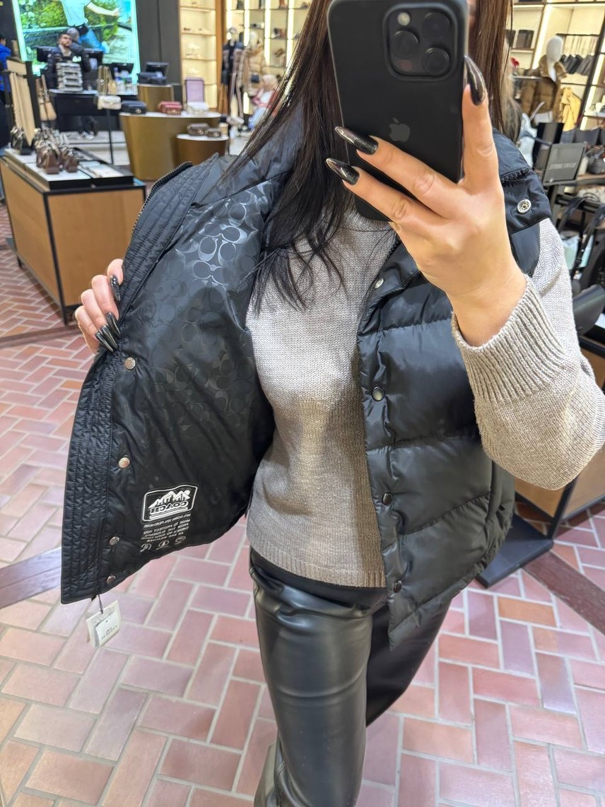 COACH Gilets side view - Women's luxury Clothes