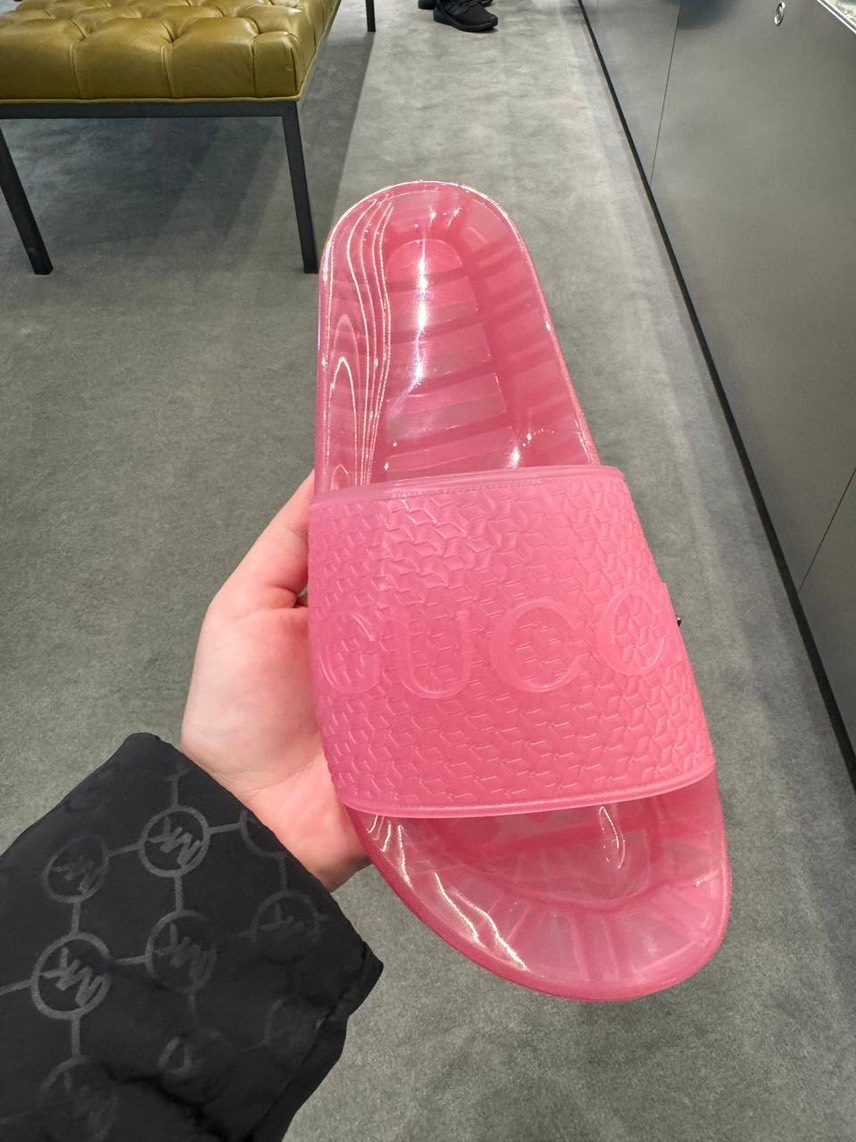 GUCCI Slides side view - Women's luxury Shoes
