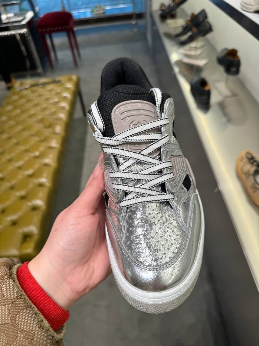 GUCCI Sneakers side view - Men's luxury Shoes