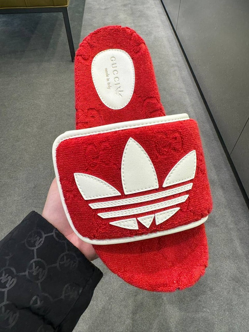 GUCCI Slides side view - Women's luxury Shoes