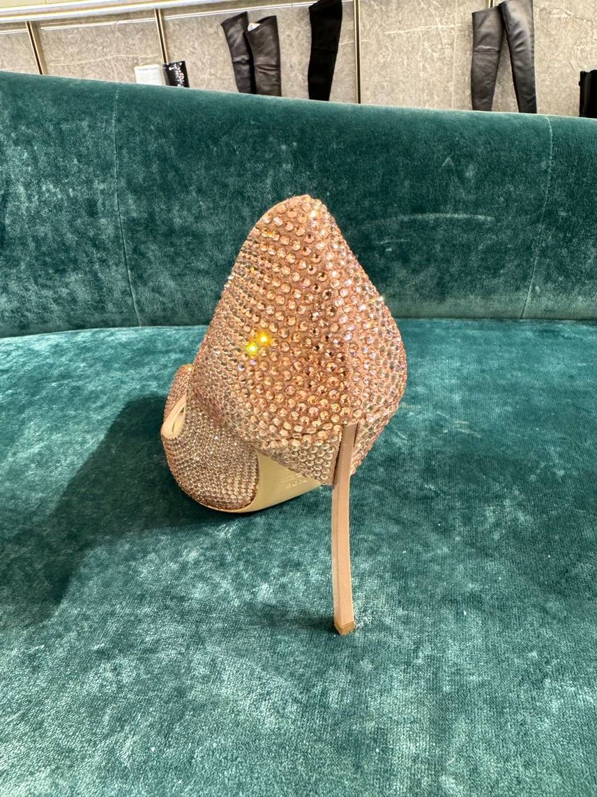CASADEI Pumps side view - Women's luxury Shoes