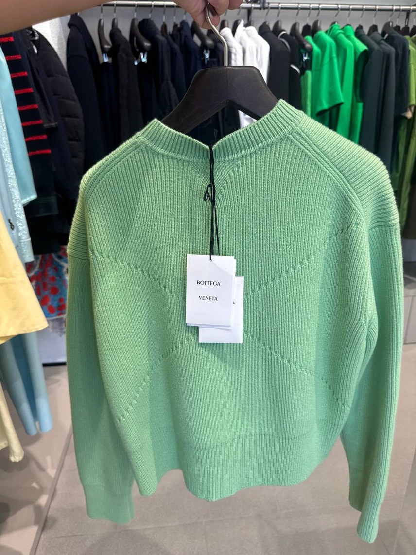 BOTTEGA VENETA Knitwear side view - Women's luxury Clothes