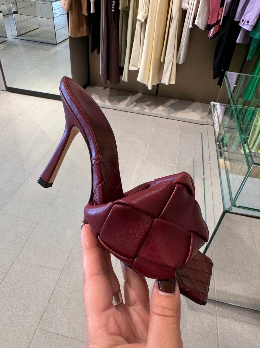 BOTTEGA VENETA Sandals front view - Women's luxury Shoes