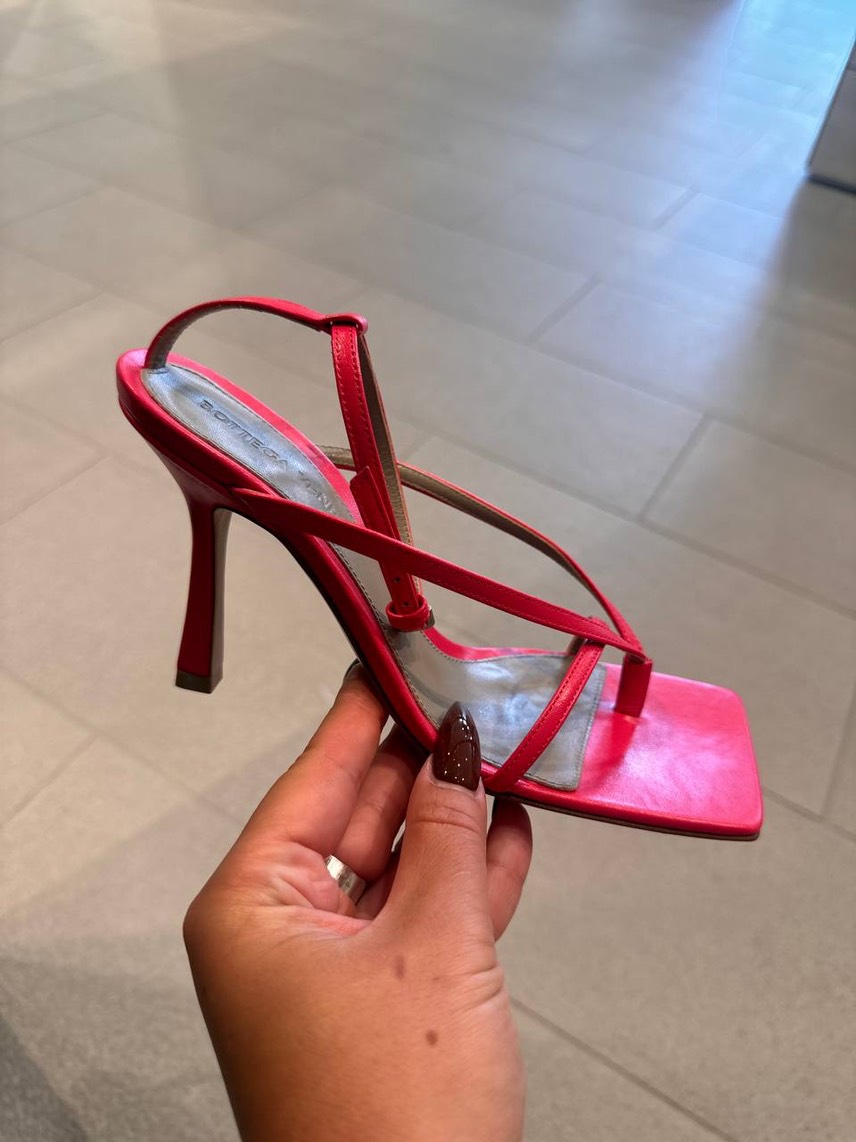 BOTTEGA VENETA Slides side view - Women's luxury Shoes
