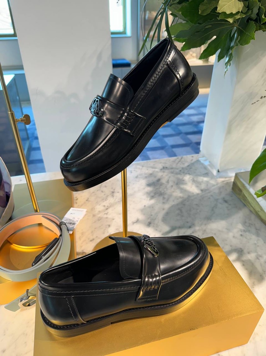 ALEXANDER MCQUEEN Loafers front view - Women's luxury Shoes