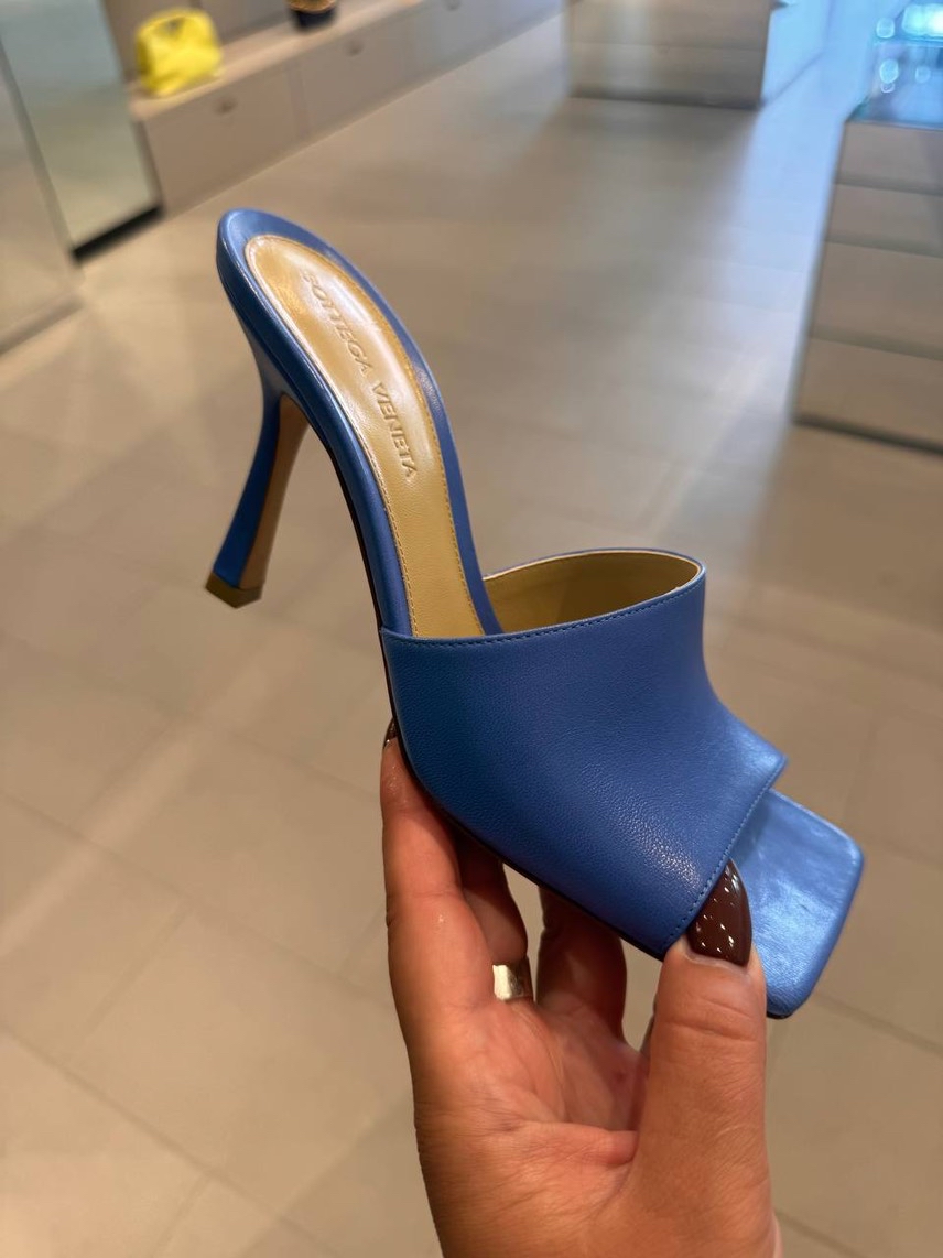 BOTTEGA VENETA Sandals front view - Women's luxury Shoes