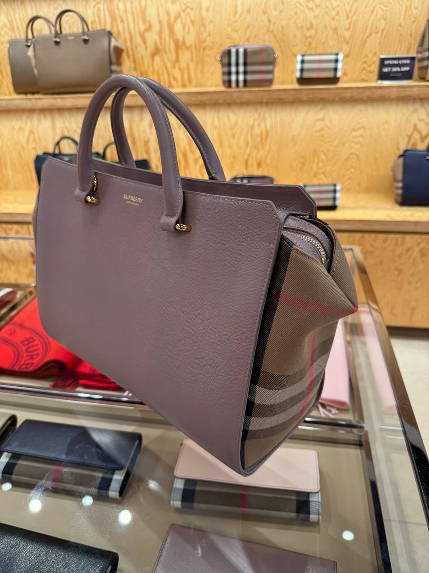 BURBERRY Totes side view - Women's luxury Bags