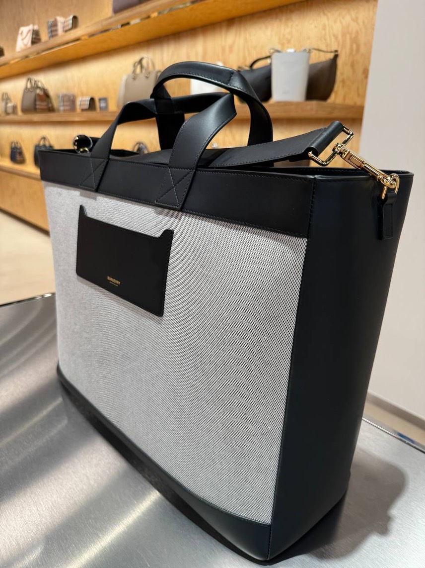 BURBERRY Totes side view - Women's luxury Bags
