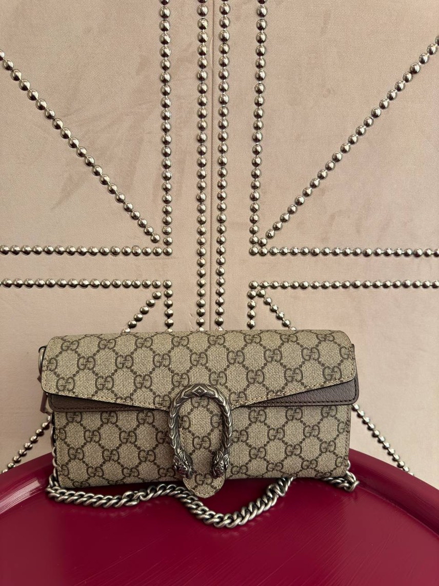 GUCCI Crossbody bags front view - Women's luxury Bags