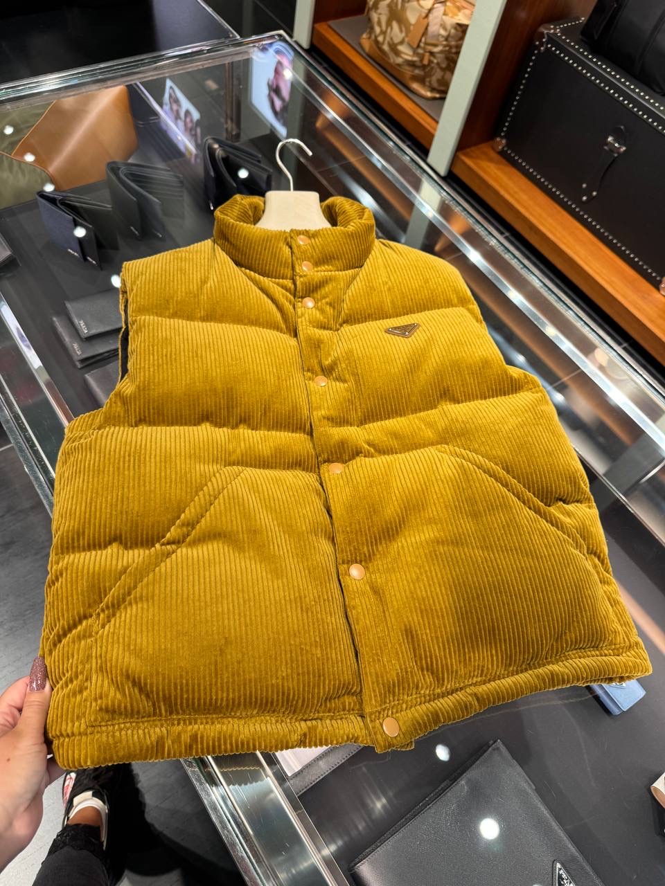 PRADA Gilets front view - Men luxury Clothes