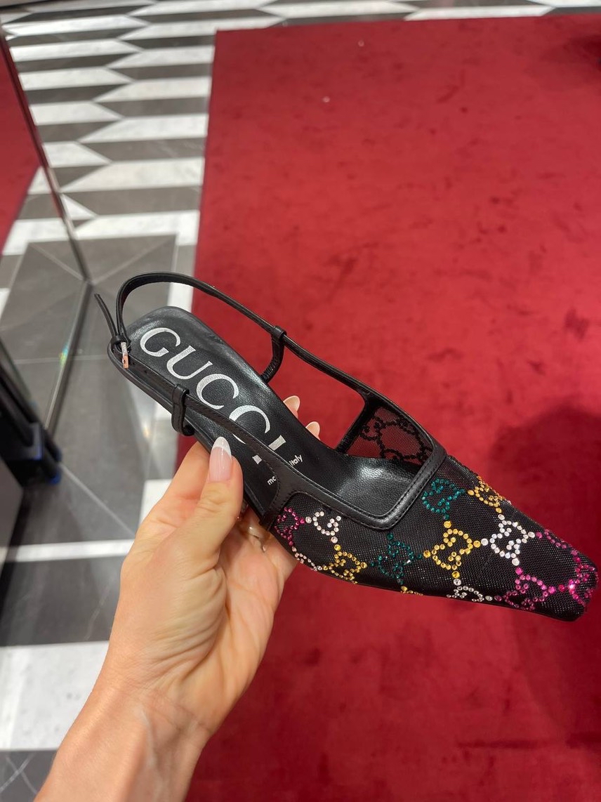 GUCCI Sandals side view - Women's luxury Shoes