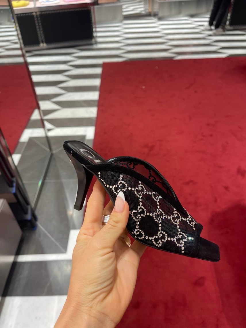 GUCCI Sandals side view - Women's luxury Shoes