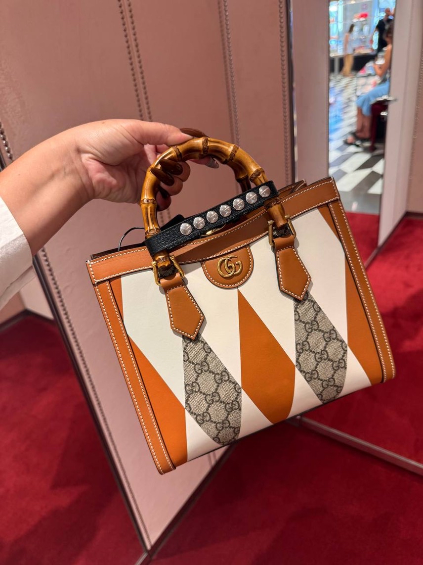 GUCCI Crossbody bags side view - Women's luxury Bags