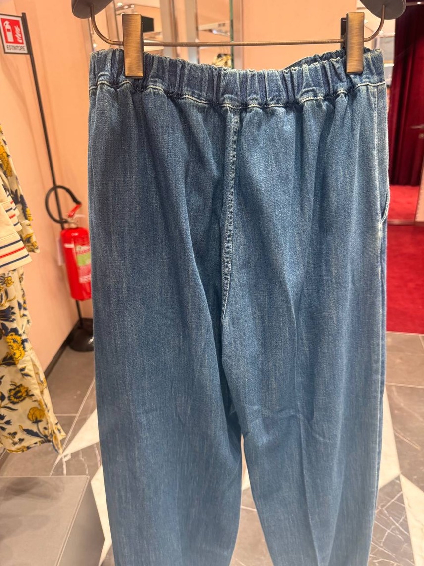 GUCCI Denim side view - Women's luxury Clothes