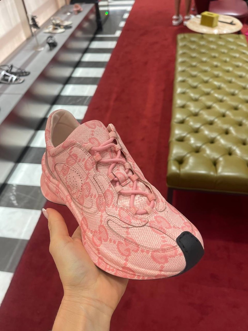 GUCCI Sneakers side view - Women's luxury Shoes